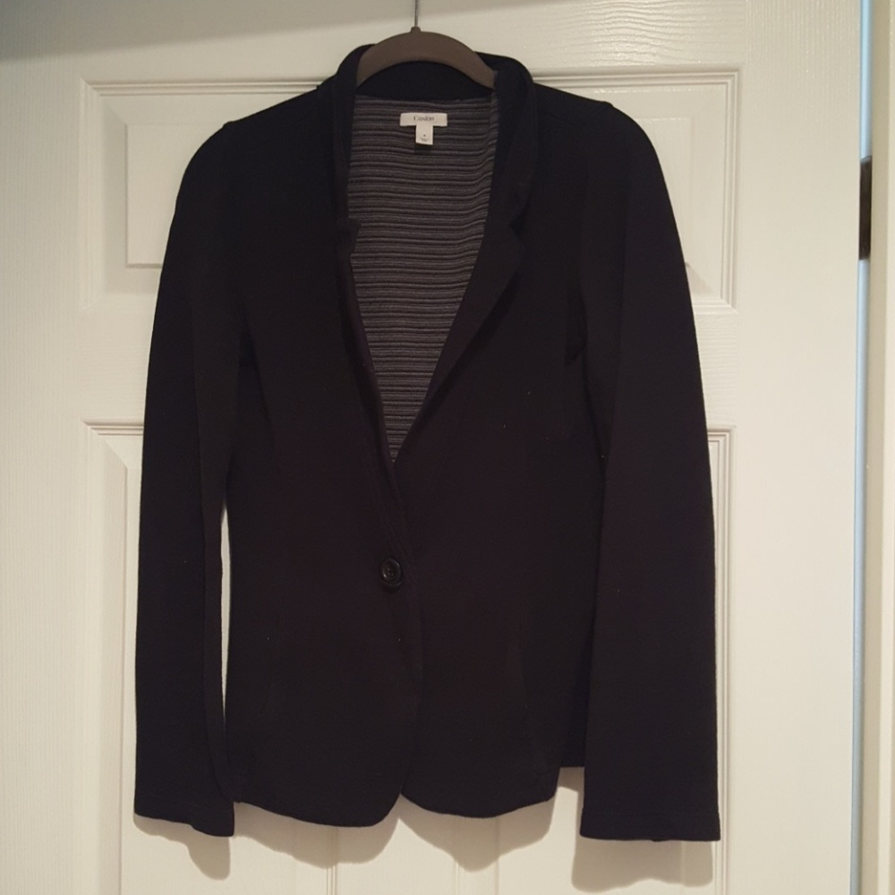 Black sweatshirt blazer
